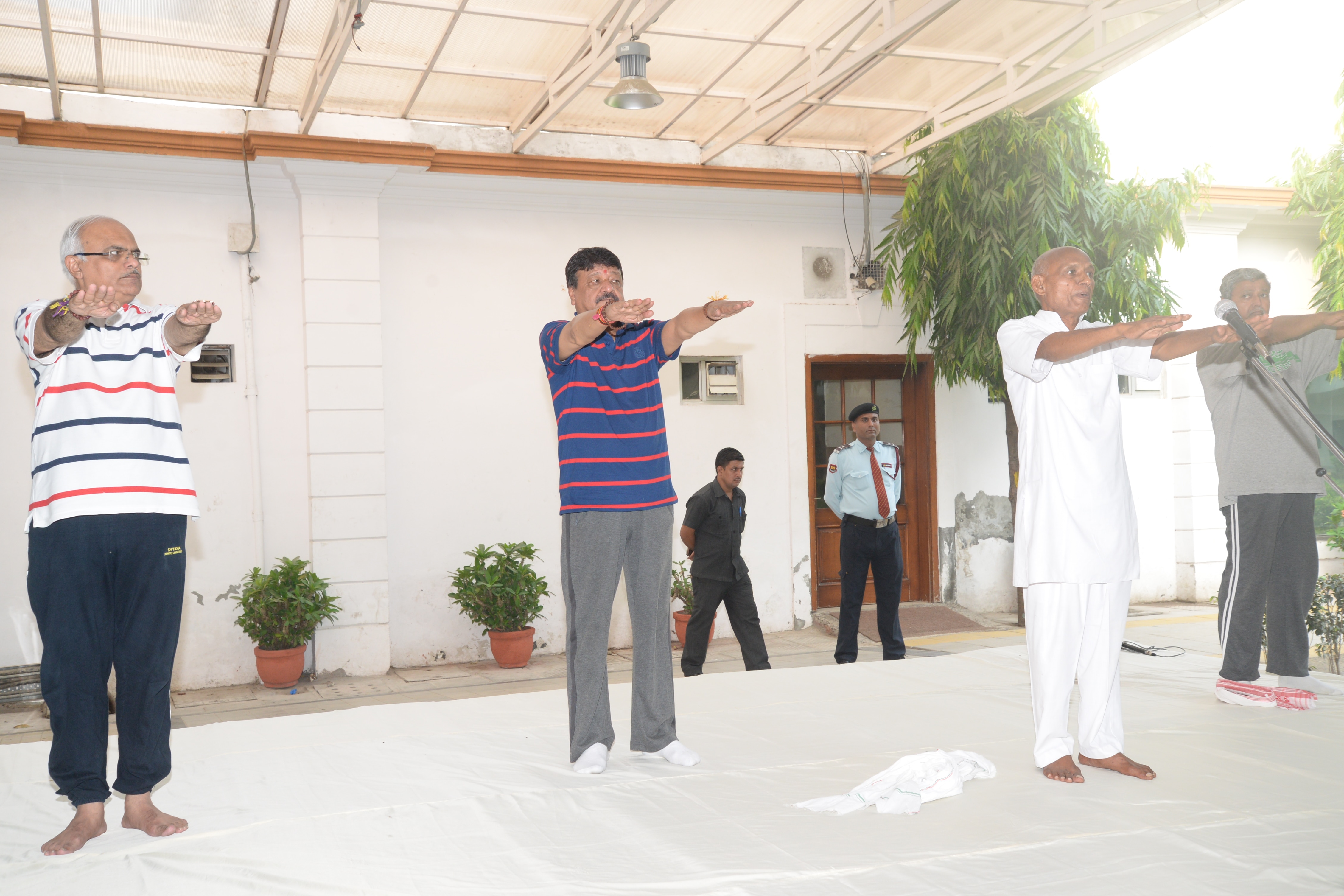 Photo : World Yoga Day at BJP Central Office 11, Ashoka Road