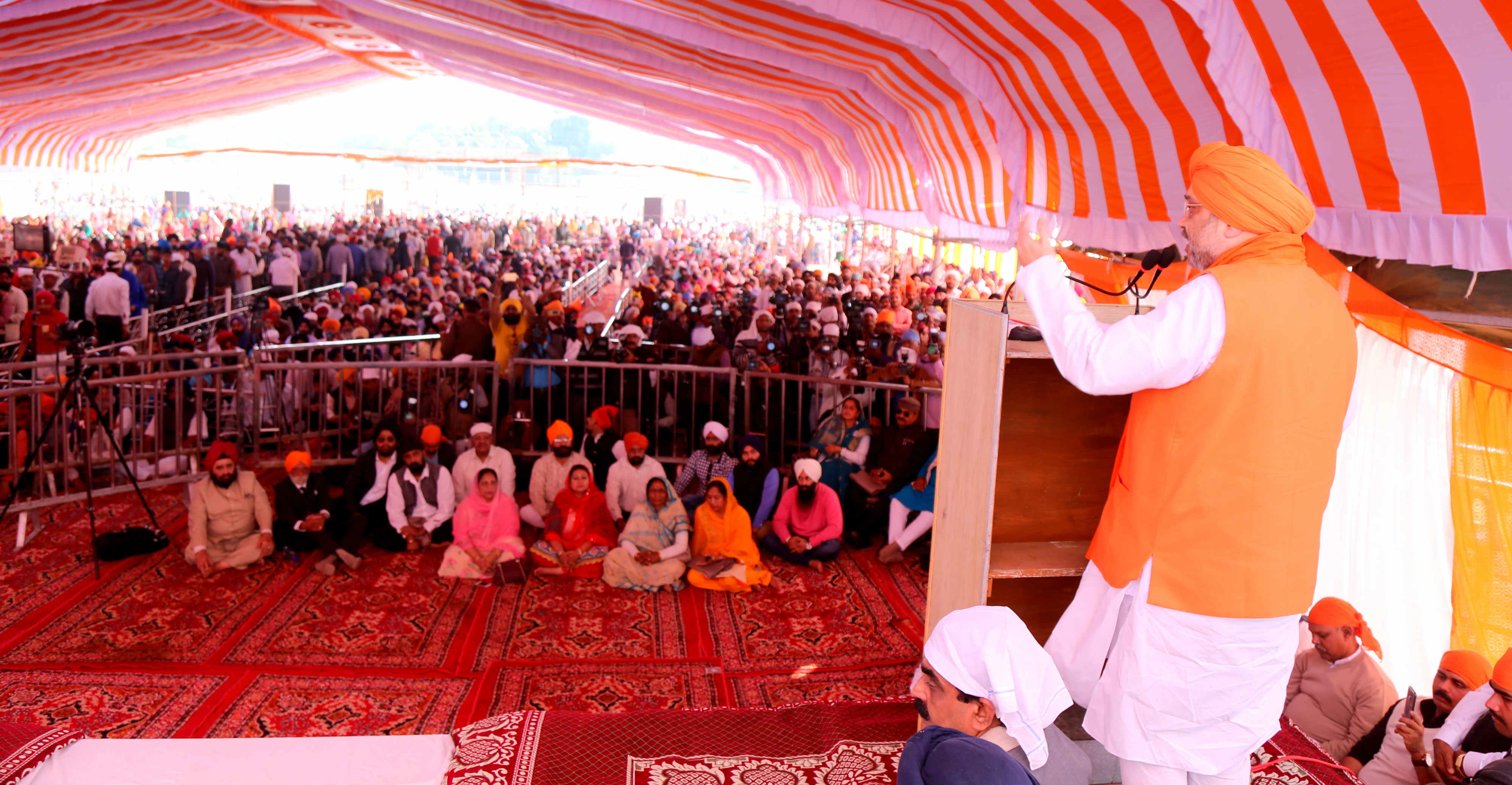 Salient points of speech by BJP National President, Shri Amit Shah addressing a public program on 350th Prakash Utsav of Shri Guru Gobind Singh in Jabalpur, Madhya Pradesh