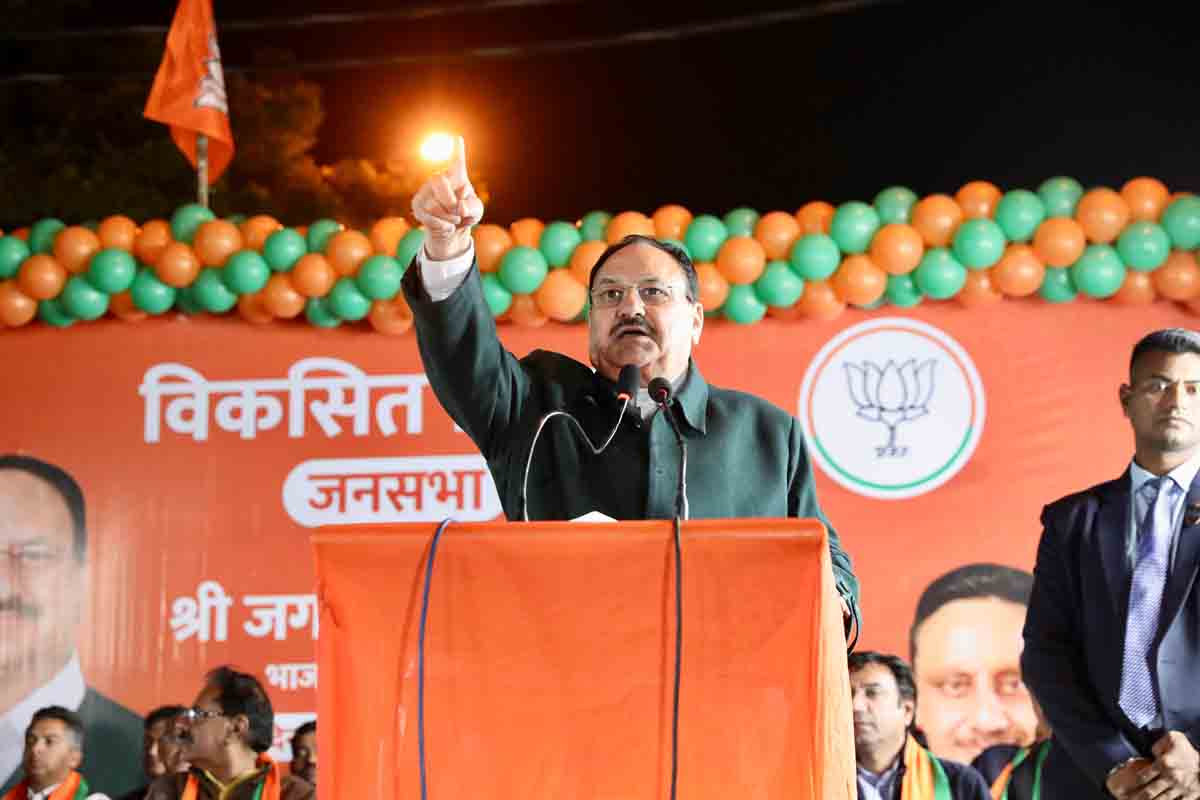 Hon'ble BJP National President Shri J.P. Nadda addressing a public rally in Shakur Basti (New Delhi)