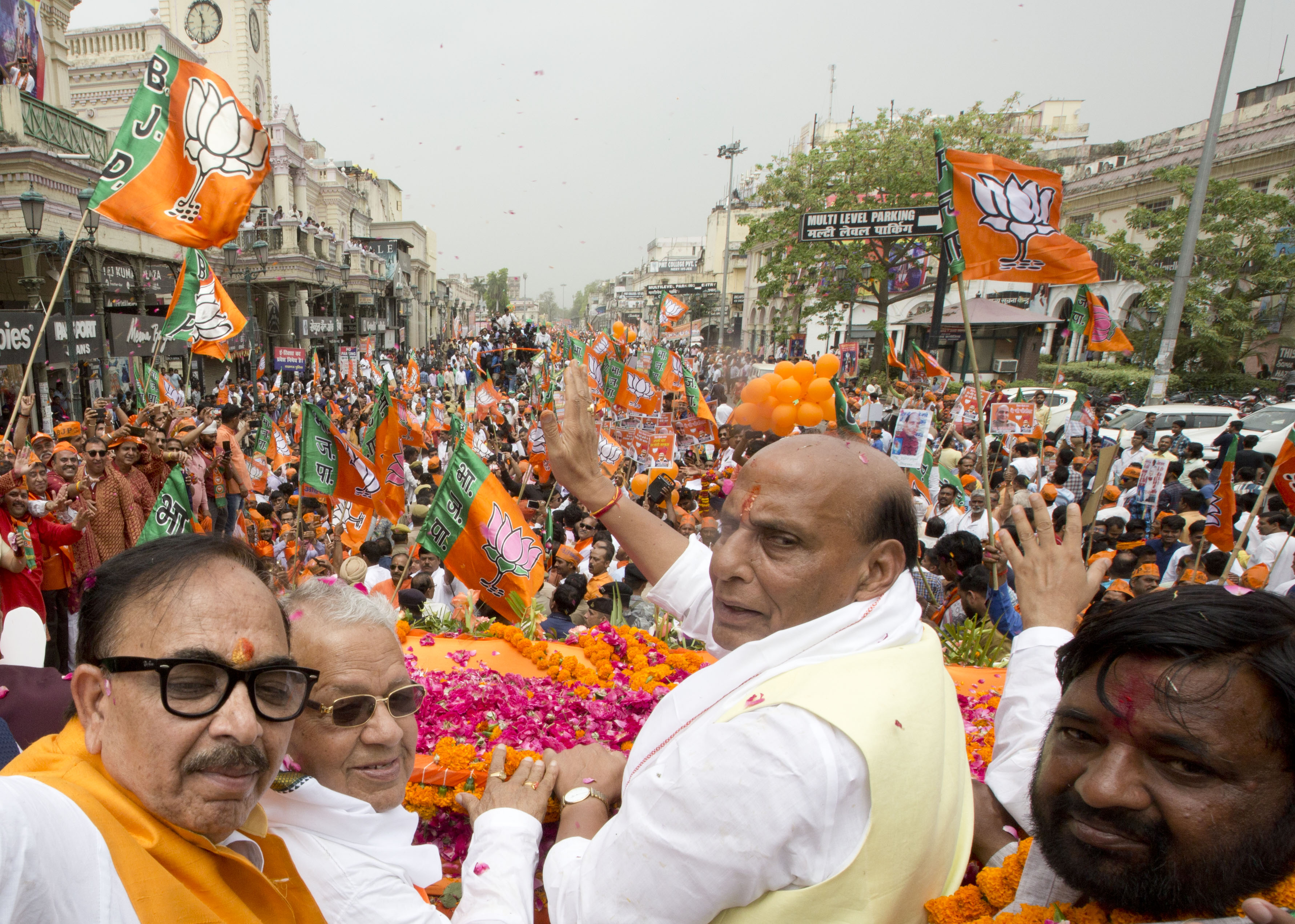 Hon'ble Home Minister, Shri Rajnath Singh ji's road show before filing his nomination papers in Lucknow