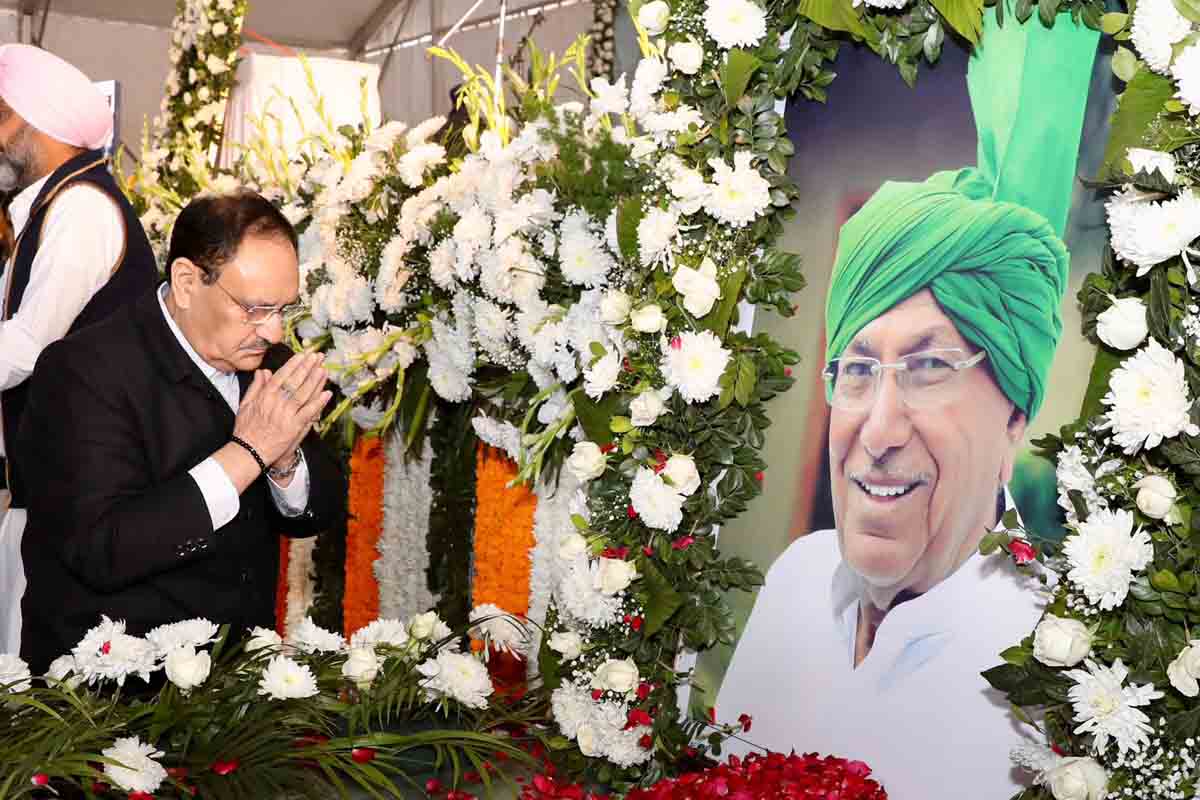 Hon'ble BJP National President Shri J.P. Nadda paid floral tributes to Late Om Prakash Chautala ji on his Shradhanjali Sabha in Sirsa (Haryana)