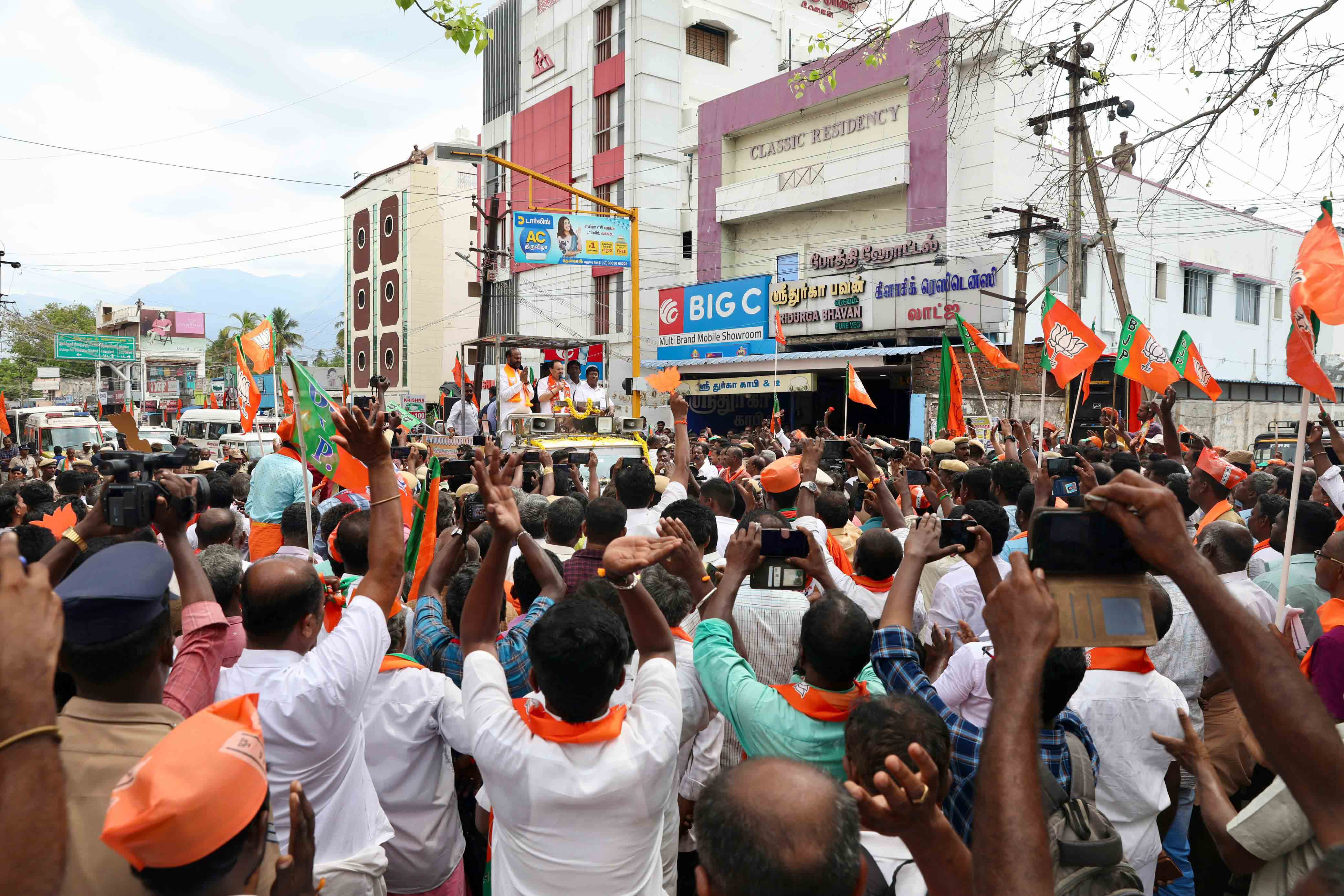 Road Show of Hon'ble BJP National President Shri J.P. Nadda in Tenkasi ...