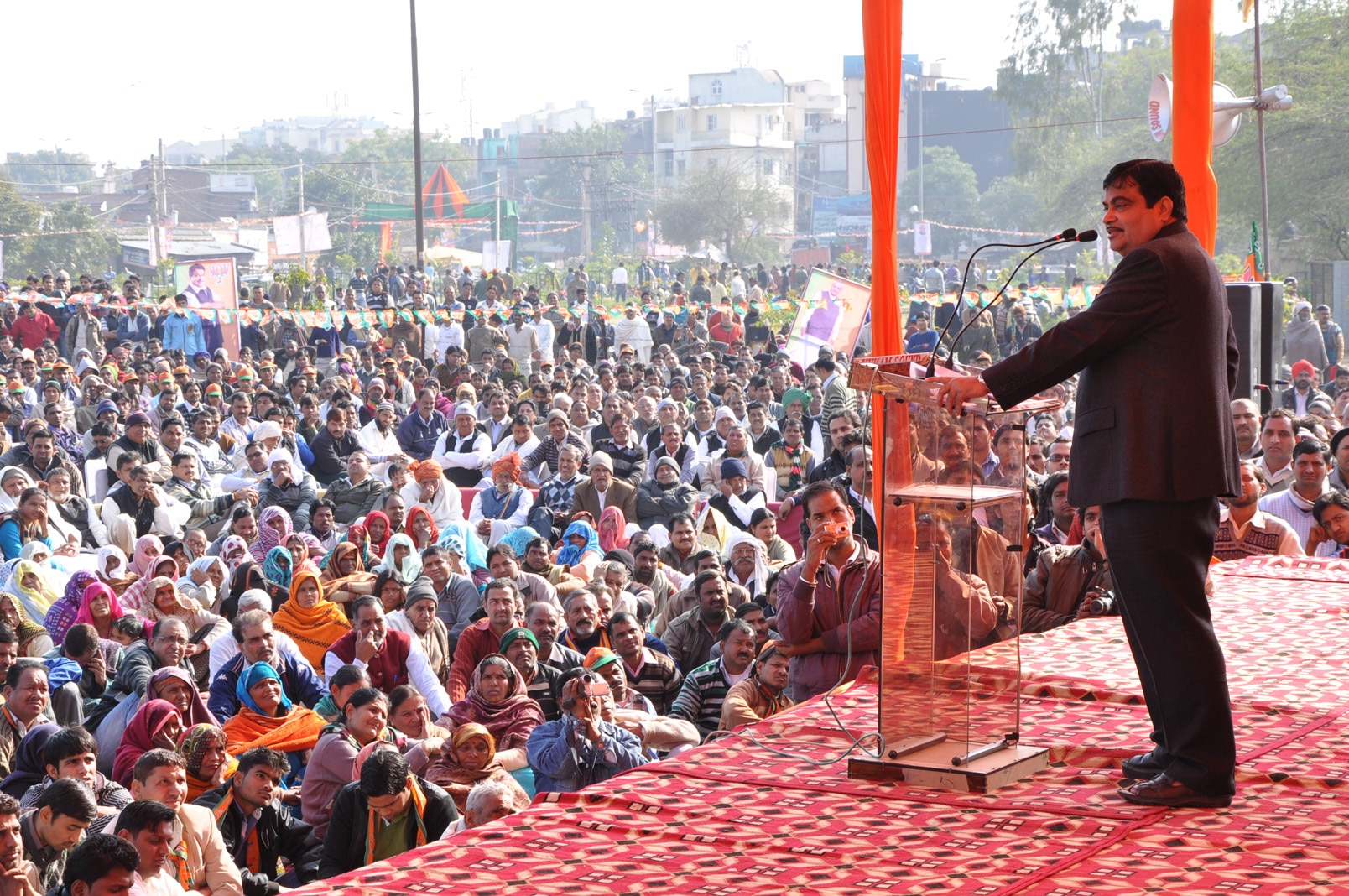 BJP President, Shri Nitin Gadkari addressing Jan Aakrosh Rally on price rise at Chhattarpur MCD Park, New Delhi on January 20, 2013