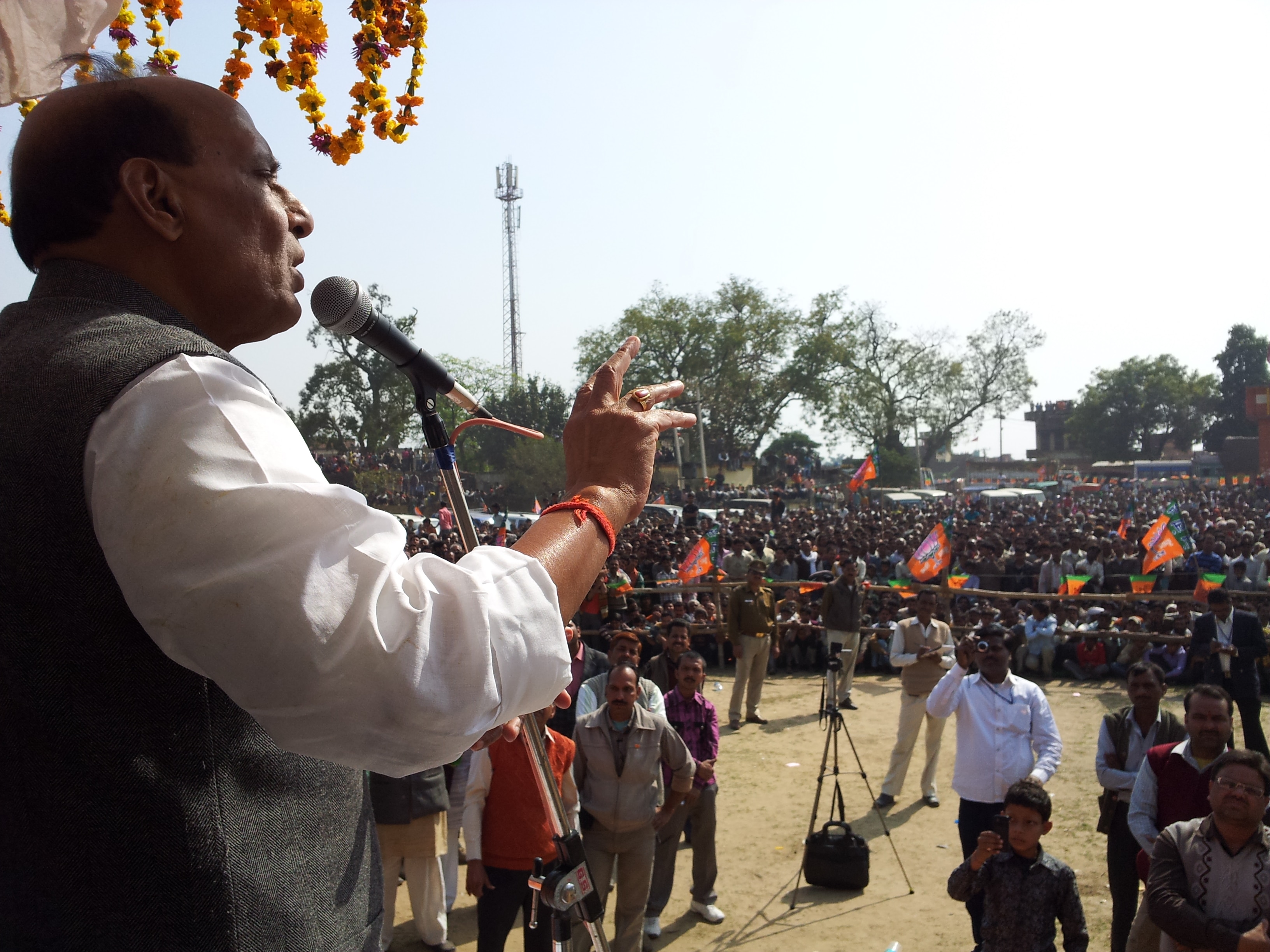 Shri Rajnath Singh, Former BJP President addressing a public meeting at Bhogaon, Mainpuri Constituency on February 20, 2012