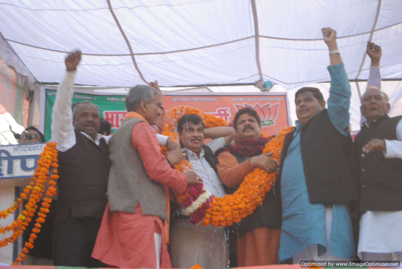 BJP National President, Shri Nitin Gadkari addressing public meeting during UP Assembly Election on February 03, 2012