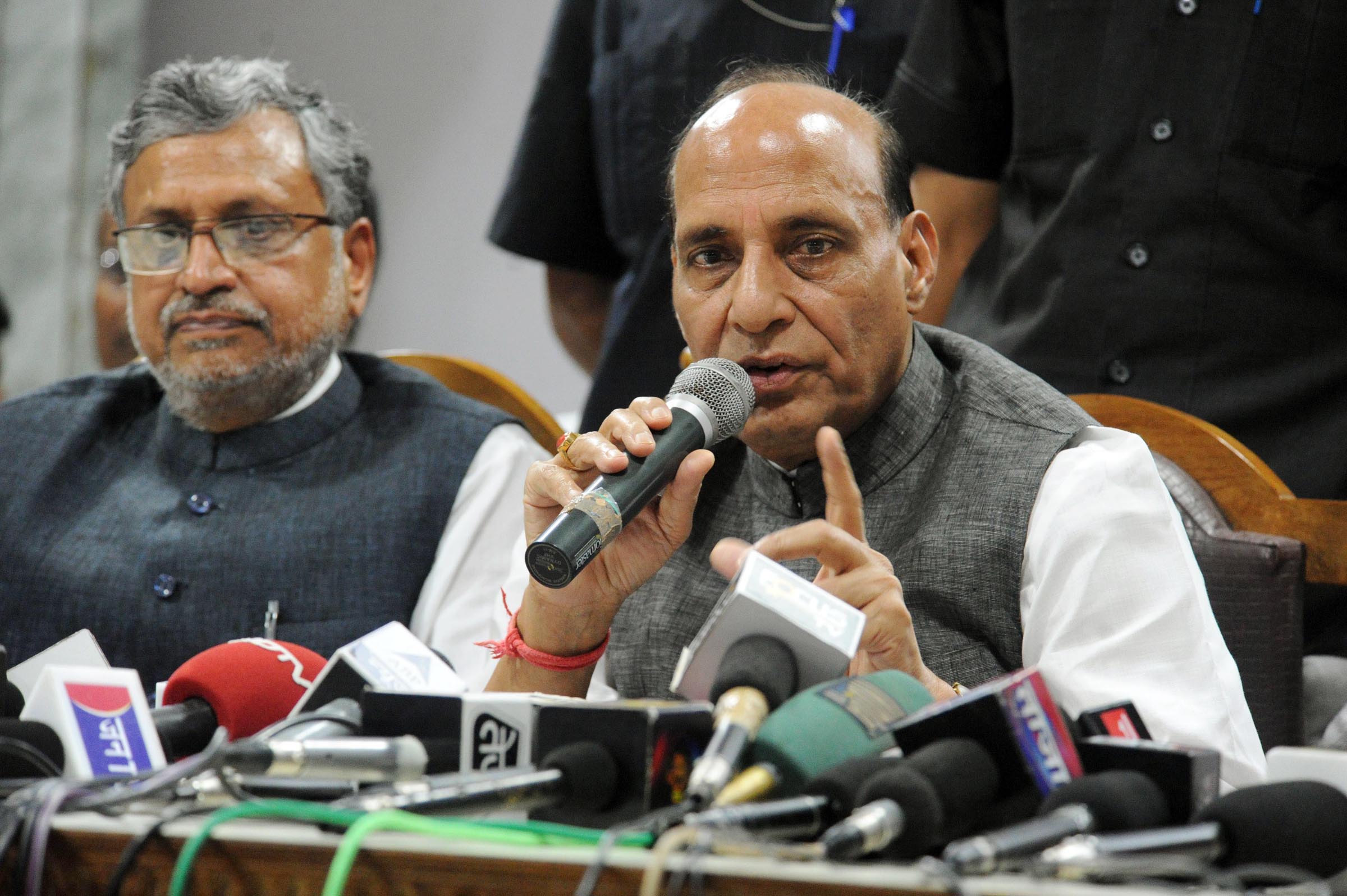 BJP National President, Shri Rajnath Singh addressing a press conference at Patna (Bihar) on June 24, 2013