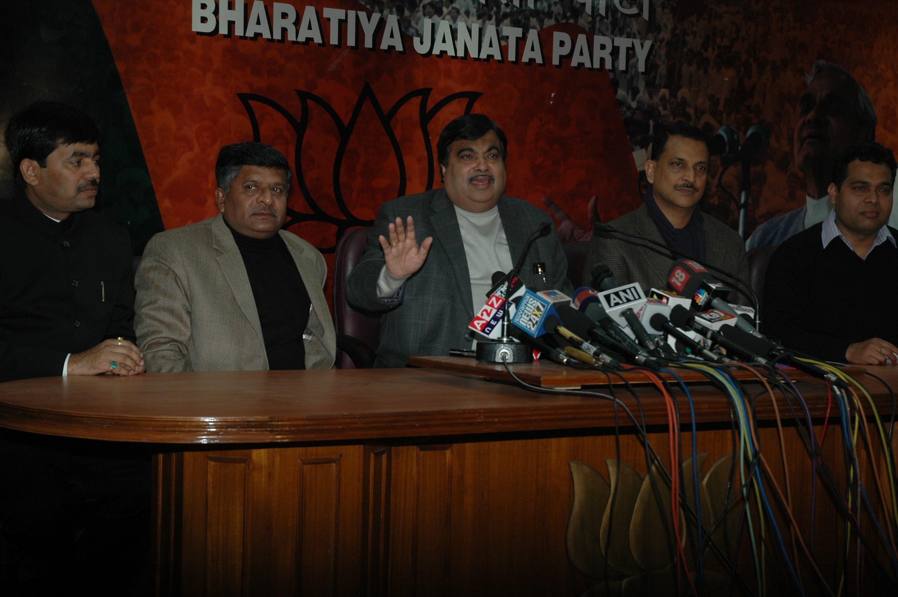 Shri Nitin Gadkari while addressing press conference on February 16, 2011