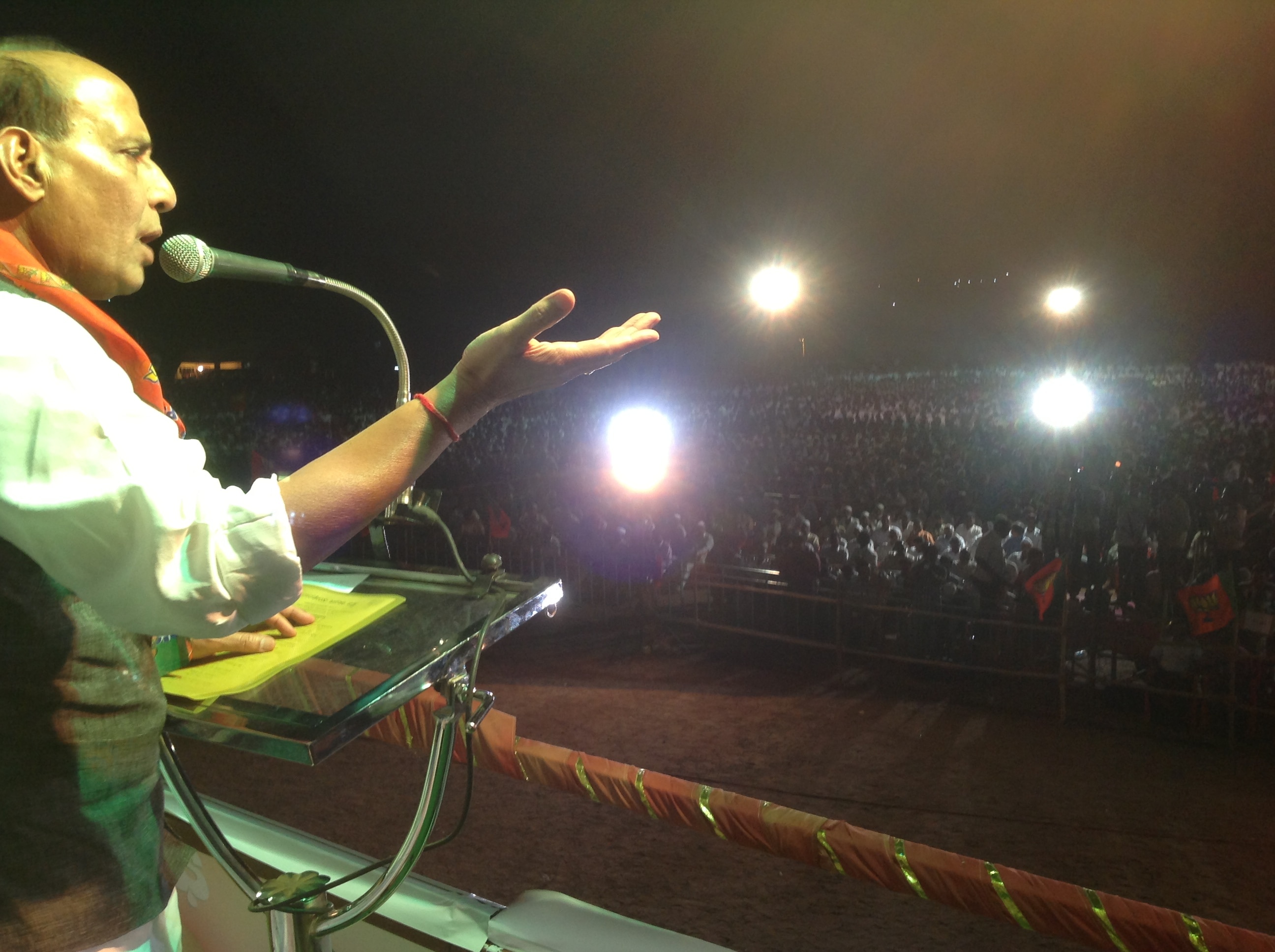 BJP National President, Shri Rajnath Singh addressing election meeting at Chikkodi (Karnataka) on April 21, 2013